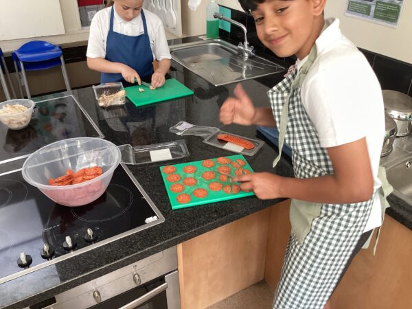 6P Pizza Making