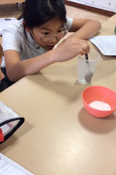 Y5: Testing materials for solubility