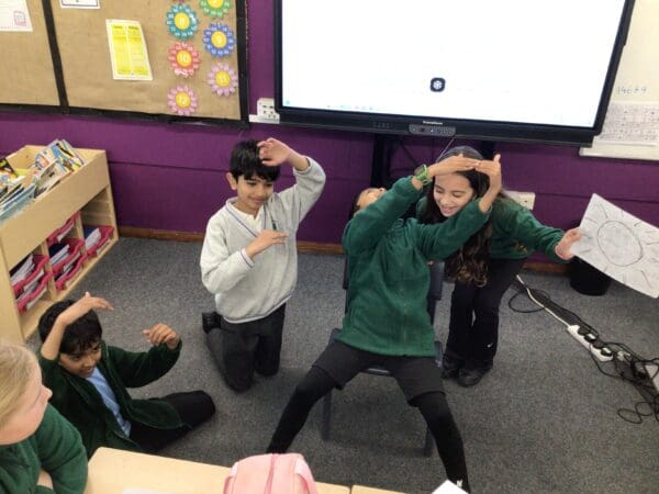 4P Suspense Freeze Frames