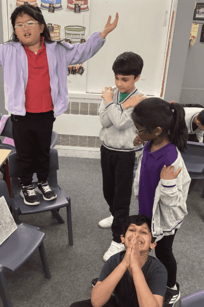 4L Suspense Freeze Frames